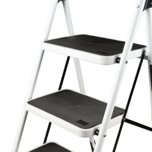 SCALA A 3 GRADINI