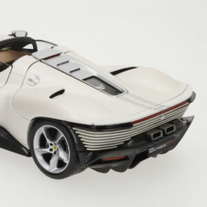 Macchina Bburago Ferrari Daytona SP 1:18