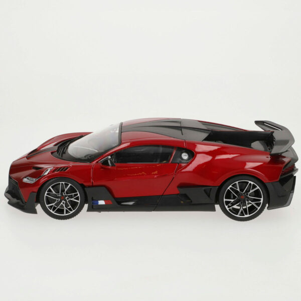 Macchina Bburago GT Bugatti Divo 1:18