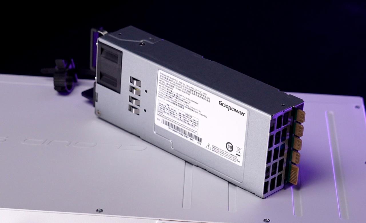 MikroTik Hot Swap Netzteil 54,5V 10,35A für CRS320-8P-8B-4S+RM Netzteile (G1483-0600WNB)