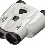 Nikon Sportstar Zoom 8-24x25 White Fernglas Weiß (BAA870WB)