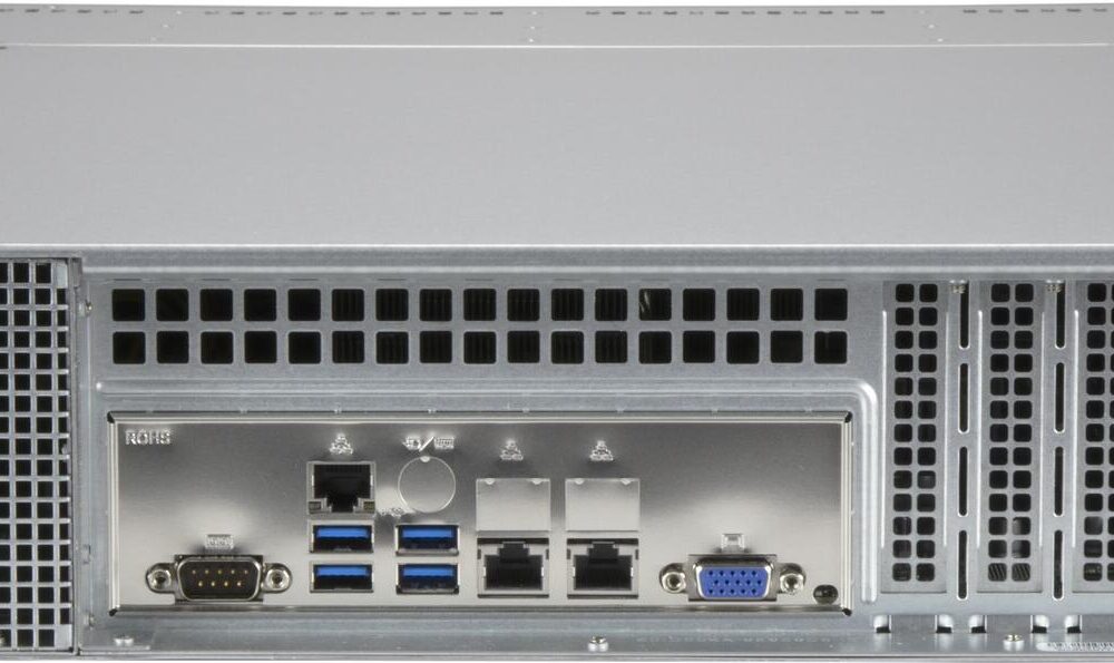 Supermicro SC825 BTQC-R1K23LPB - Rack-Montage - 2U - verbessertes, erweitertes ATX - SATA/SAS - Hot-Swap 1200 Watt - Schwarz