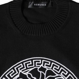 Black Medusa Embroidery Crew Neck Pullover Sweater