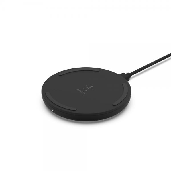 Belkin BoostCharge: tappetino di ricarica induttivo + alimentatore CA