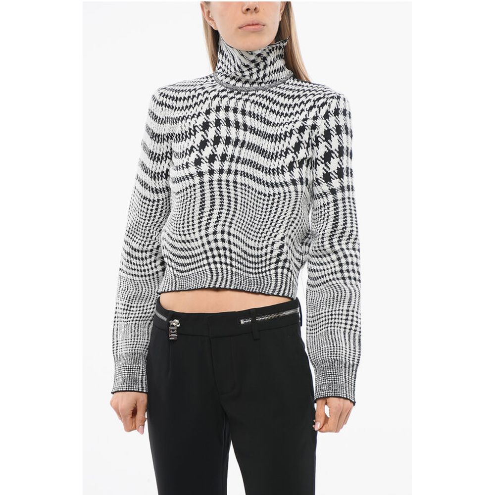 Turtleneck Stretch Wool Sweater with Houndstooth Pattern