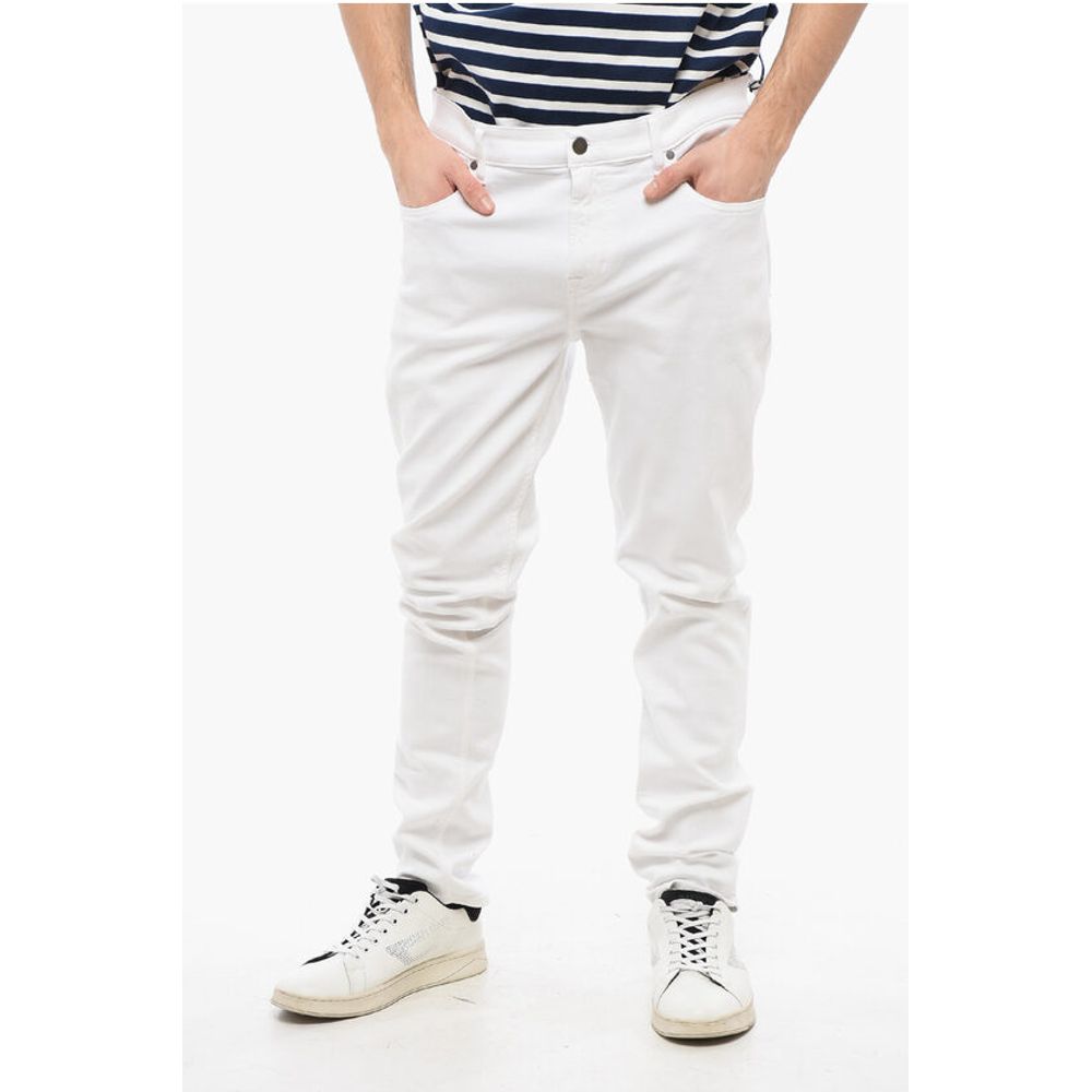 Light Wash Slimmy Tapered Fit Jeans 17cm