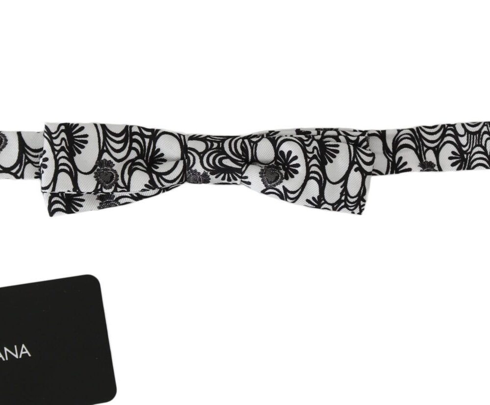 Exquisite Silk Bow Tie with Pattern
