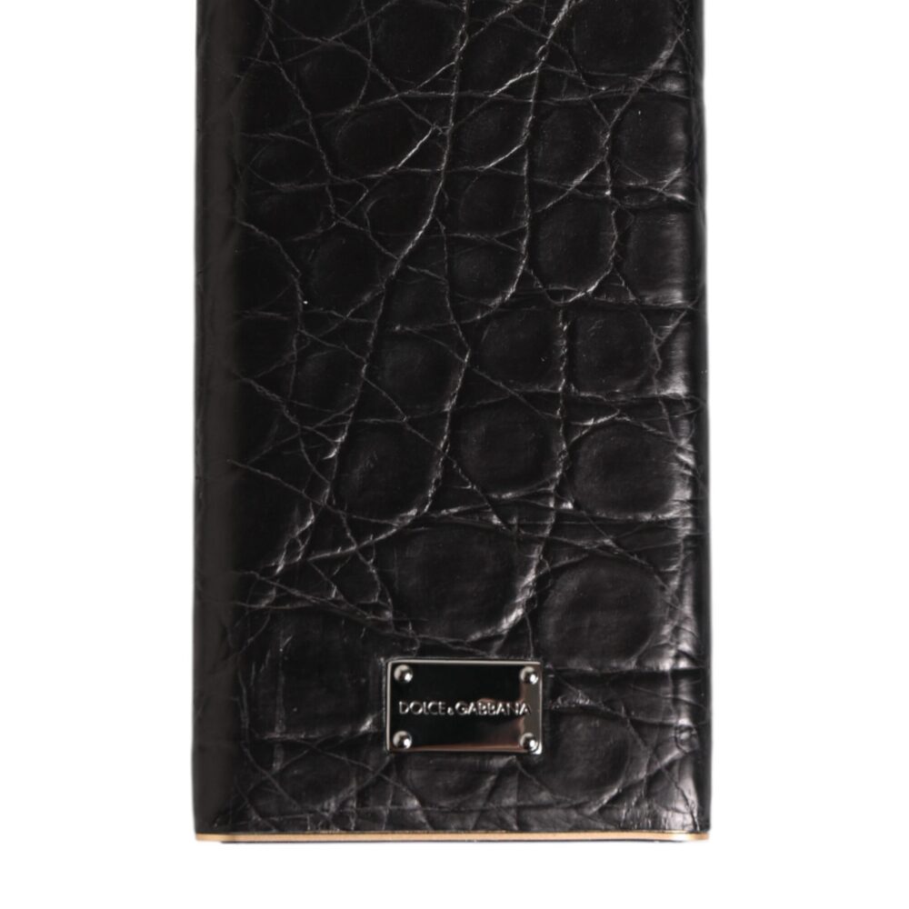 Chic Pink Leather Power Bank