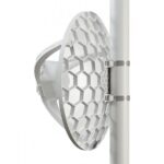 Mikrotik LHGG LTE6 kit Modem di rete cellulare (LHGG LTE6 kit An affordable - last-mile-internet solution - for the most remote areas. This is a 2024 refresh - with Gigabit Ethernet and)