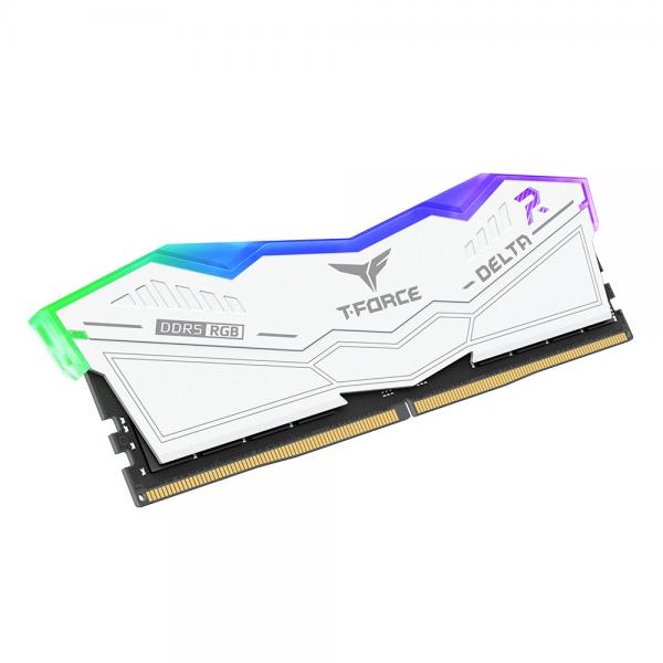 Team Group T-FORCE FF4D532G6000HC30DC01 memoria 32 GB 2 x 16 GB DDR5 6000 MHz (T-Force DELTA RGB - 32GB:2x16GB - DDR5)