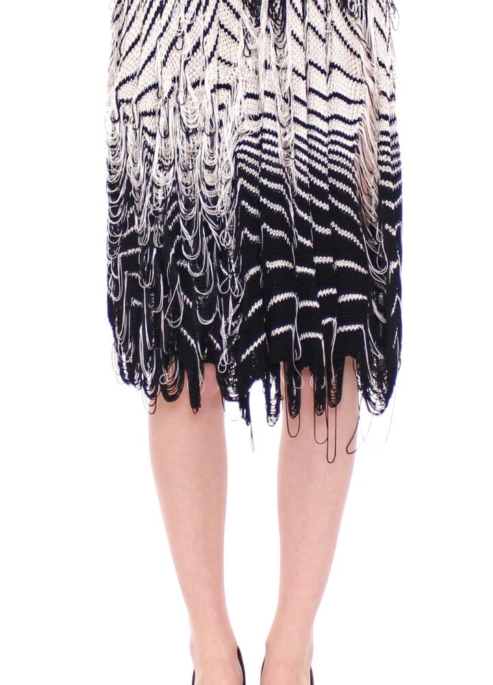 White Black Knitted Assymetrical Skirt