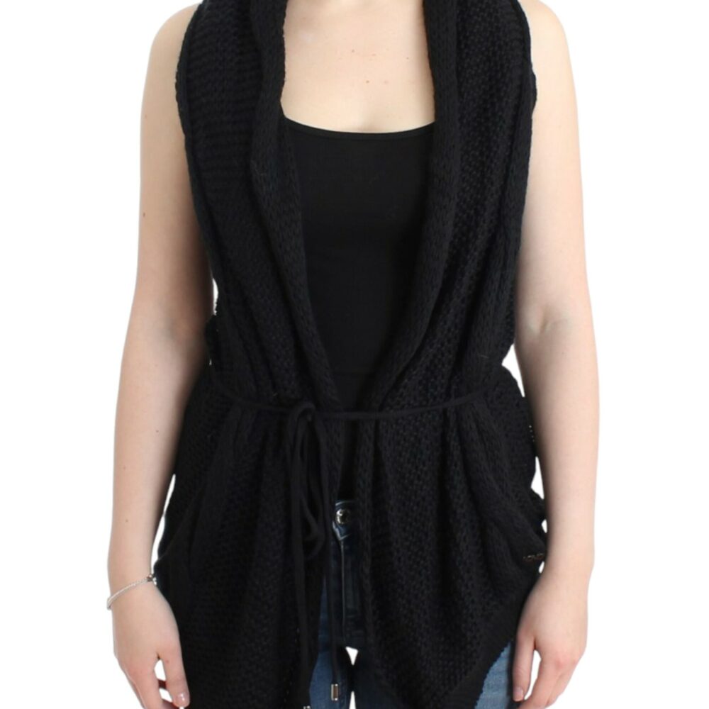 Black sleeveless knitted cardigan